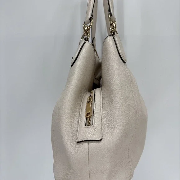 Coach Shoulder Bag Pebble Tote C1454 Maya Pebble Leather Chalk / Gold - Picture 3 of 15